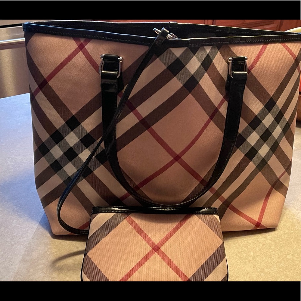 Burberry Nova Check Large Nickie Tote